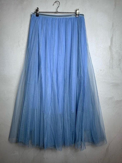 tulle skirt